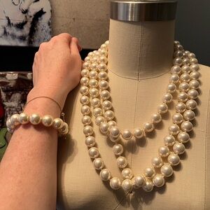 Vintage Large Round Pearl Necklace and Bracelet Set